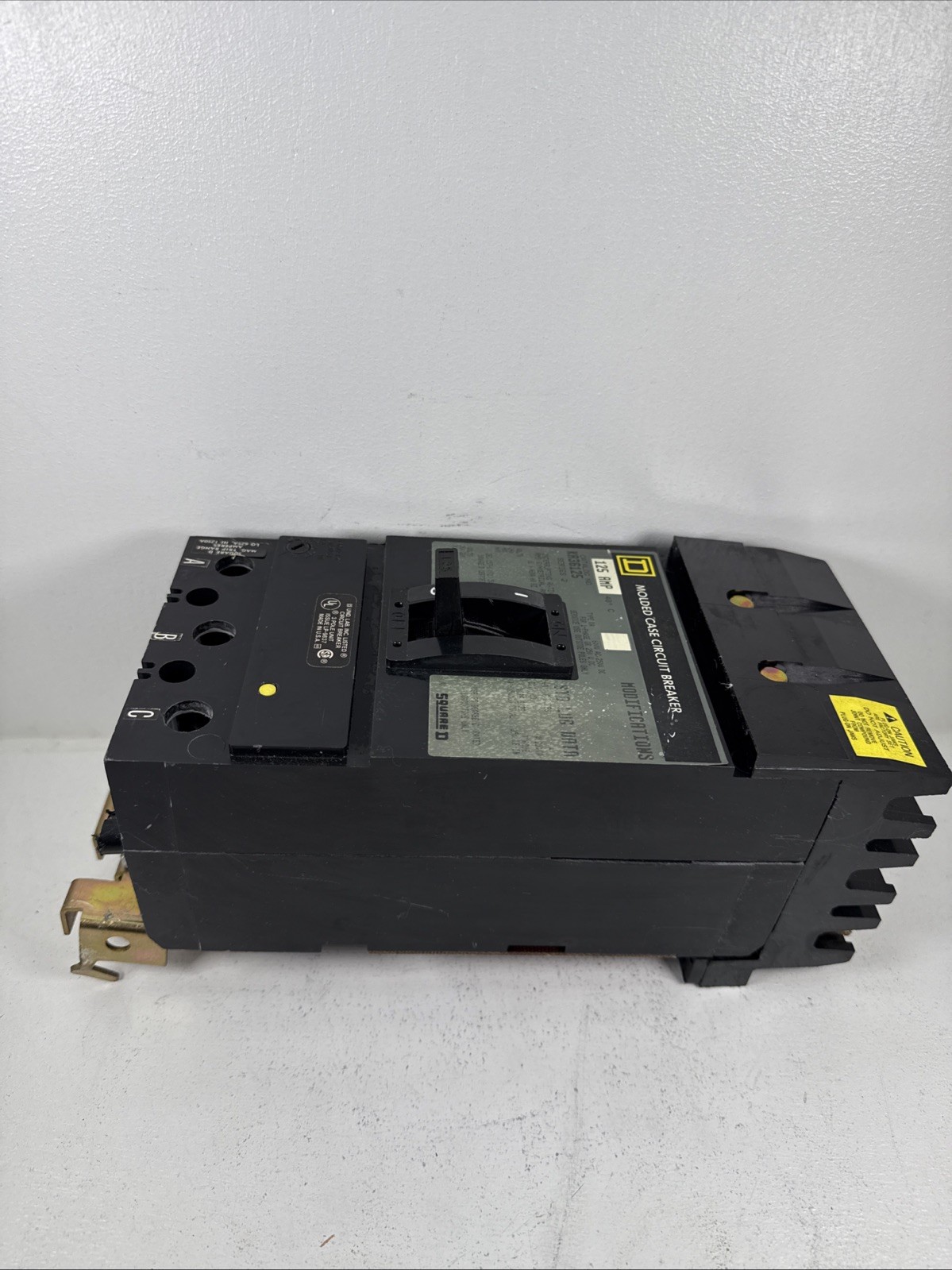 Square D KA36125 molded case circuit breaker. 600V AC and 250V DC