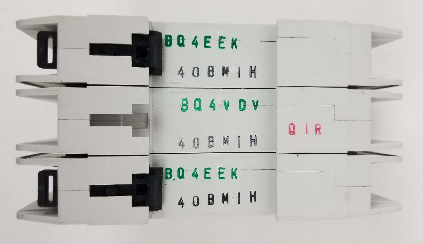 EATON Cutler Hammer FAZ-B40/3-NA Circuit Breaker 40A 240/415Vac 3P Din Rail NEW